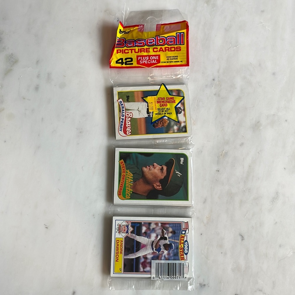 Unopened Topps 1989 Baseball Cards